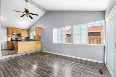 Living - 793 Springfield, Vallejo, CA 94589 photo 7 of 10