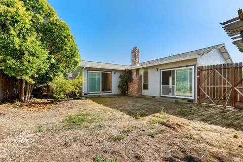 Exterior - 793 Springfield, Vallejo, CA 94589 photo 5 of 8