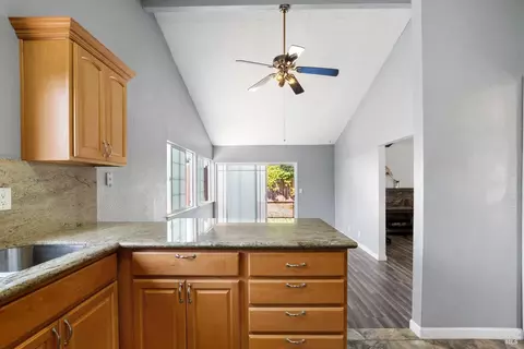 Entry Way - 793 Springfield, Vallejo, CA 94589 photo 1 of 2