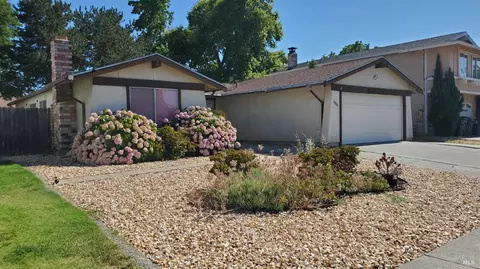 2804 Elmhurst Cir, Fairfield, CA 94533 photo 1