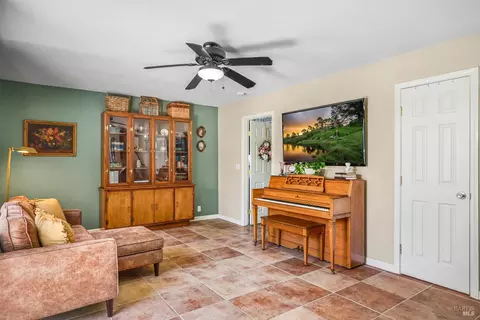 Other - 348 Evergreen Dr, Vacaville, CA 95688 photo 6 of 11