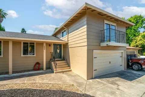 Exterior - 348 Evergreen Dr, Vacaville, CA 95688 photo 3 of 16
