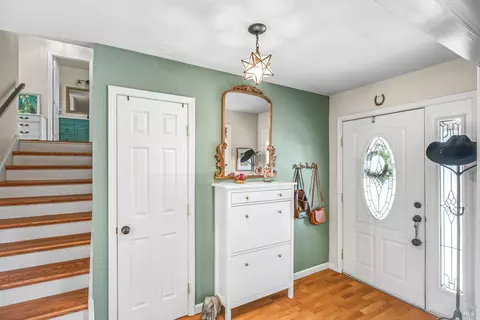 Entry Way - 348 Evergreen Dr, Vacaville, CA 95688 photo 1 of 1