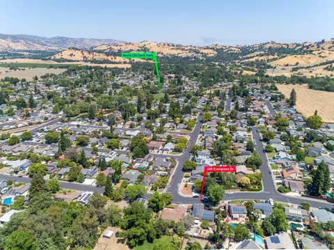 View/Area - 348 Evergreen Dr, Vacaville, CA 95688 photo 3 of 4