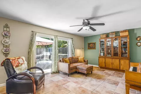 Other - 348 Evergreen Dr, Vacaville, CA 95688 photo 7 of 11