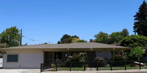 1530 Redwood St, Vallejo, CA 94590