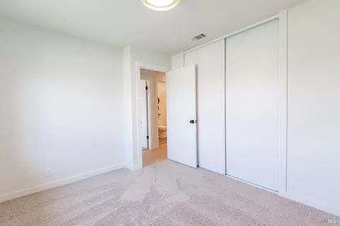 224 Columbus Dr, Fairfield, CA 94533 photo 9