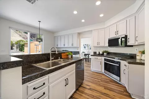 6243 Pebble Beach Dr, Vallejo, CA 94591 photo 12