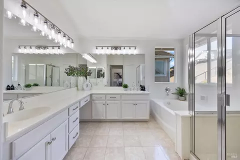 6243 Pebble Beach Dr, Vallejo, CA 94591 photo 31