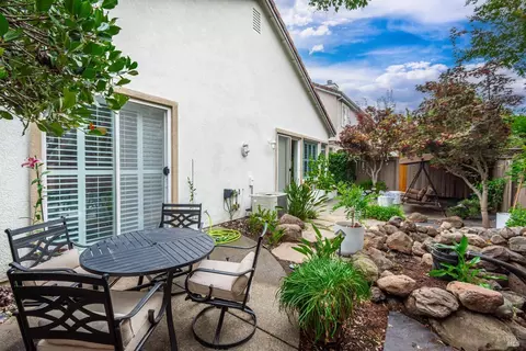 Exterior - 1266 Eagle Dr, Windsor, CA 95492 photo 19 of 21