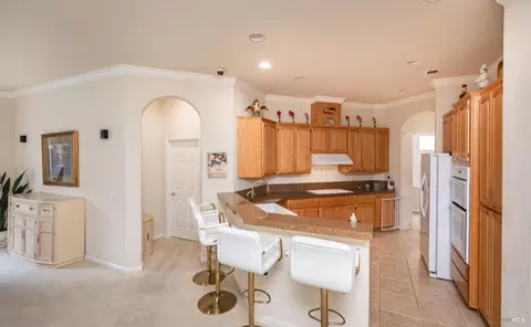 Kitchen - 1266 Eagle Dr, Windsor, CA 95492 photo 1 of 8