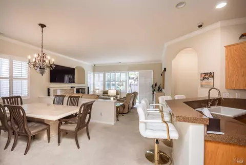 Dining - 1266 Eagle Dr, Windsor, CA 95492 photo 1 of 5