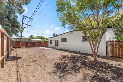 Exterior - 324 San Andreas St, Fairfield, CA 94533 photo 9 of 9