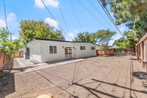 Exterior - 324 San Andreas St, Fairfield, CA 94533 photo 7 of 9