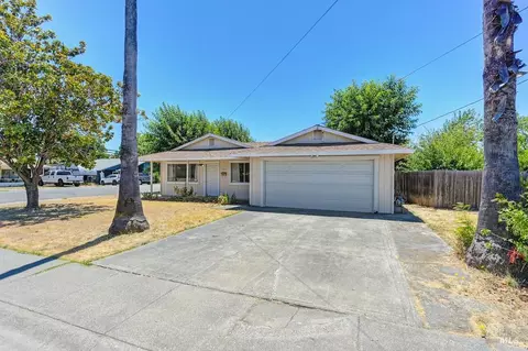 505 W H St, Dixon, CA 95620 photo 1