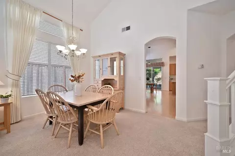 2432 Skyview Cir, Fairfield, CA 94534 photo 9
