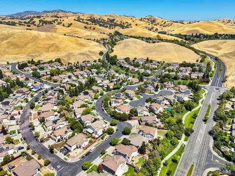 2432 Skyview Cir, Fairfield, CA 94534 photo 38