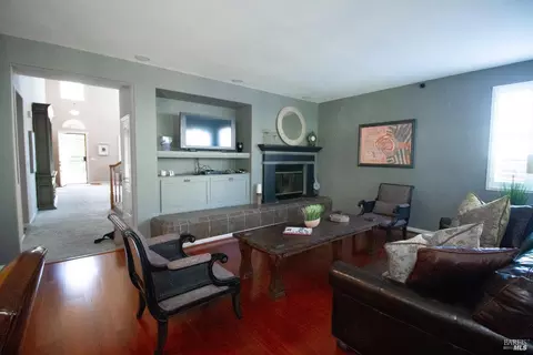 Living - 325 Marshall Rd, Vacaville, CA 95687 photo 1 of 1