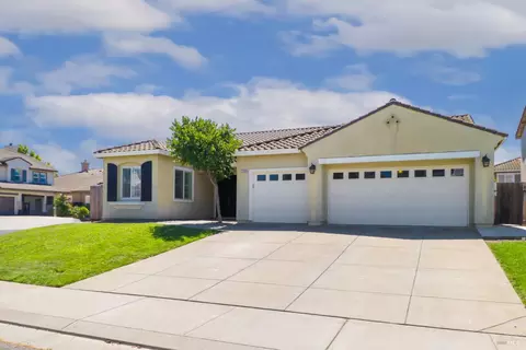 Exterior - 1105 Bello Dr, Dixon, CA 95620 photo 1 of 9