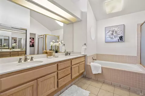 410 Newcastle Ct, Vallejo, CA 94591 photo 19