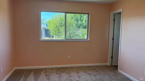 Bedroom - 9896 Sunray Pl, Windsor, CA 95492 photo 4 of 5