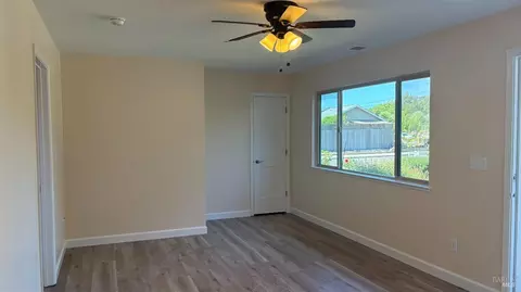 Living - 9896 Sunray Pl, Windsor, CA 95492 photo 3 of 3