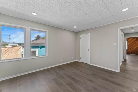 542 Starr Ave, Vallejo, CA 94590 photo 12