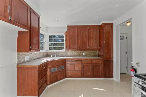 542 Starr Ave, Vallejo, CA 94590 photo 6