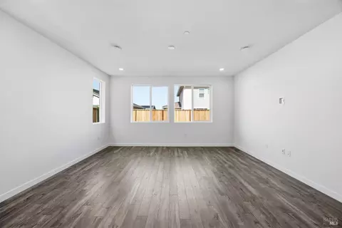 Living - 4031 Marshall Rd, Vacaville, CA 95687 photo 2 of 5