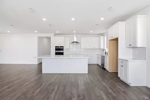 Kitchen - 4031 Marshall Rd, Vacaville, CA 95687 photo 2 of 2