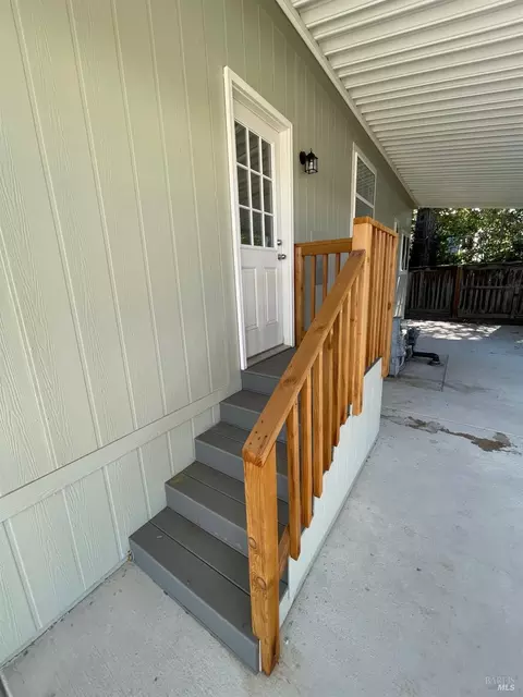 1032 Maple Dr, Windsor, CA 95492 photo 5