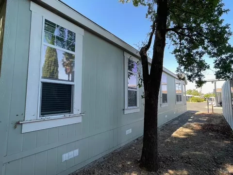 1032 Maple Dr, Windsor, CA 95492 photo 8