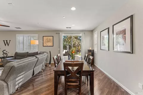 Dining - 1395 Couples Cir, Fairfield, CA 94533 photo 1 of 2