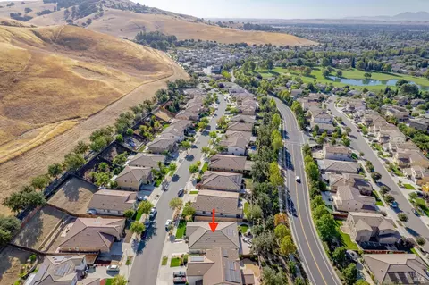 View/Area - 1395 Couples Cir, Fairfield, CA 94533 photo 1 of 20