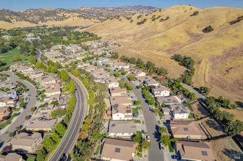 View/Area - 1395 Couples Cir, Fairfield, CA 94533 photo 17 of 20