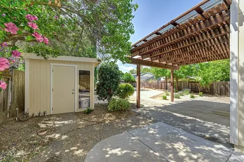 Exterior - 263 Brookdale Dr, Vacaville, CA 95687 photo 12 of 14