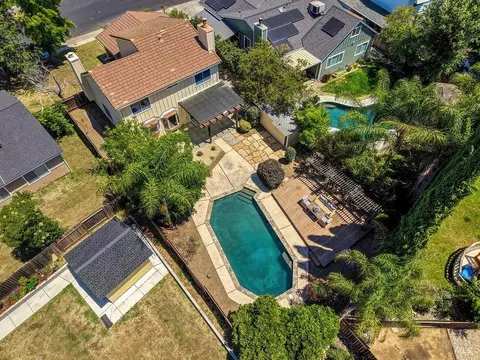 View/Area - 263 Brookdale Dr, Vacaville, CA 95687 photo 1 of 3