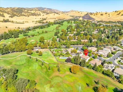 View/Area - 4409 Avondale Cir, Fairfield, CA 94533 photo 6 of 14