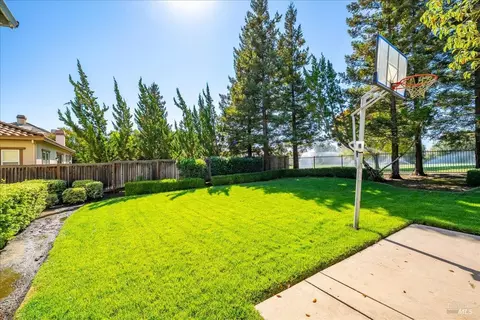 Exterior - 4409 Avondale Cir, Fairfield, CA 94533 photo 8 of 15