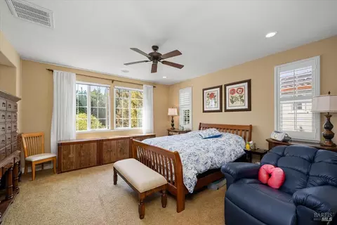 Bedroom - 4409 Avondale Cir, Fairfield, CA 94533 photo 4 of 5