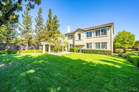 Exterior - 4409 Avondale Cir, Fairfield, CA 94533 photo 12 of 15