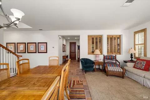 Dining - 4409 Avondale Cir, Fairfield, CA 94533 photo 4 of 4