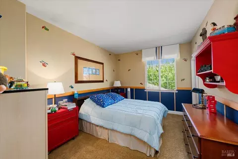 Bedroom - 4409 Avondale Cir, Fairfield, CA 94533 photo 3 of 5