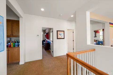 Entry Way - 4409 Avondale Cir, Fairfield, CA 94533 photo 5 of 8