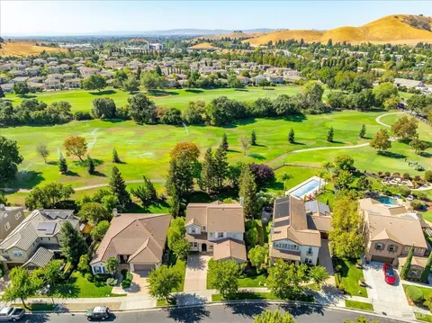 View/Area - 4409 Avondale Cir, Fairfield, CA 94533 photo 1 of 14