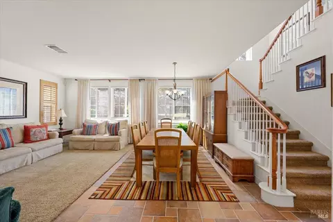 Dining - 4409 Avondale Cir, Fairfield, CA 94533 photo 2 of 4