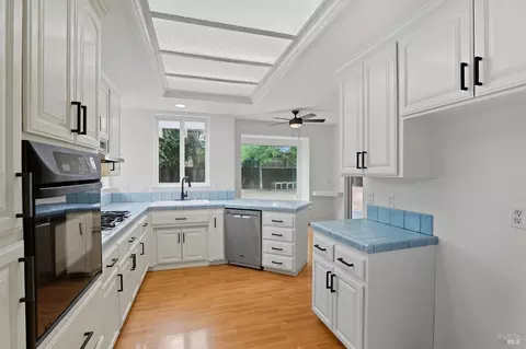 Kitchen - 1615 Sequoia Way, Dixon, CA 95620 photo 1 of 6