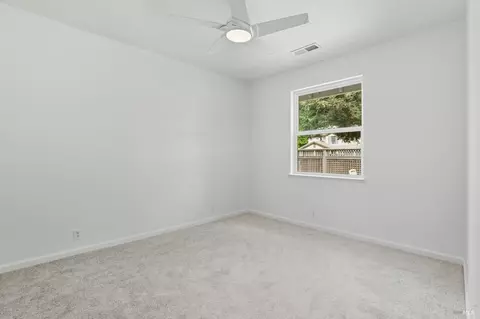 Bedroom - 1615 Sequoia Way, Dixon, CA 95620 photo 6 of 8