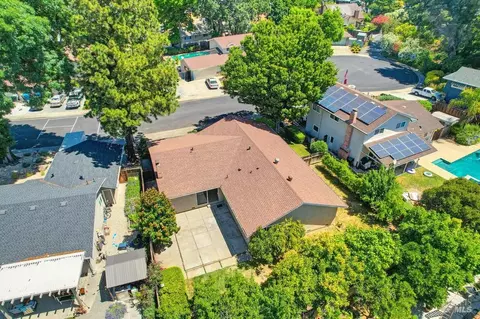 571 Nottingham Dr, Vacaville, CA 95688 photo 42