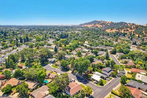571 Nottingham Dr, Vacaville, CA 95688 photo 46